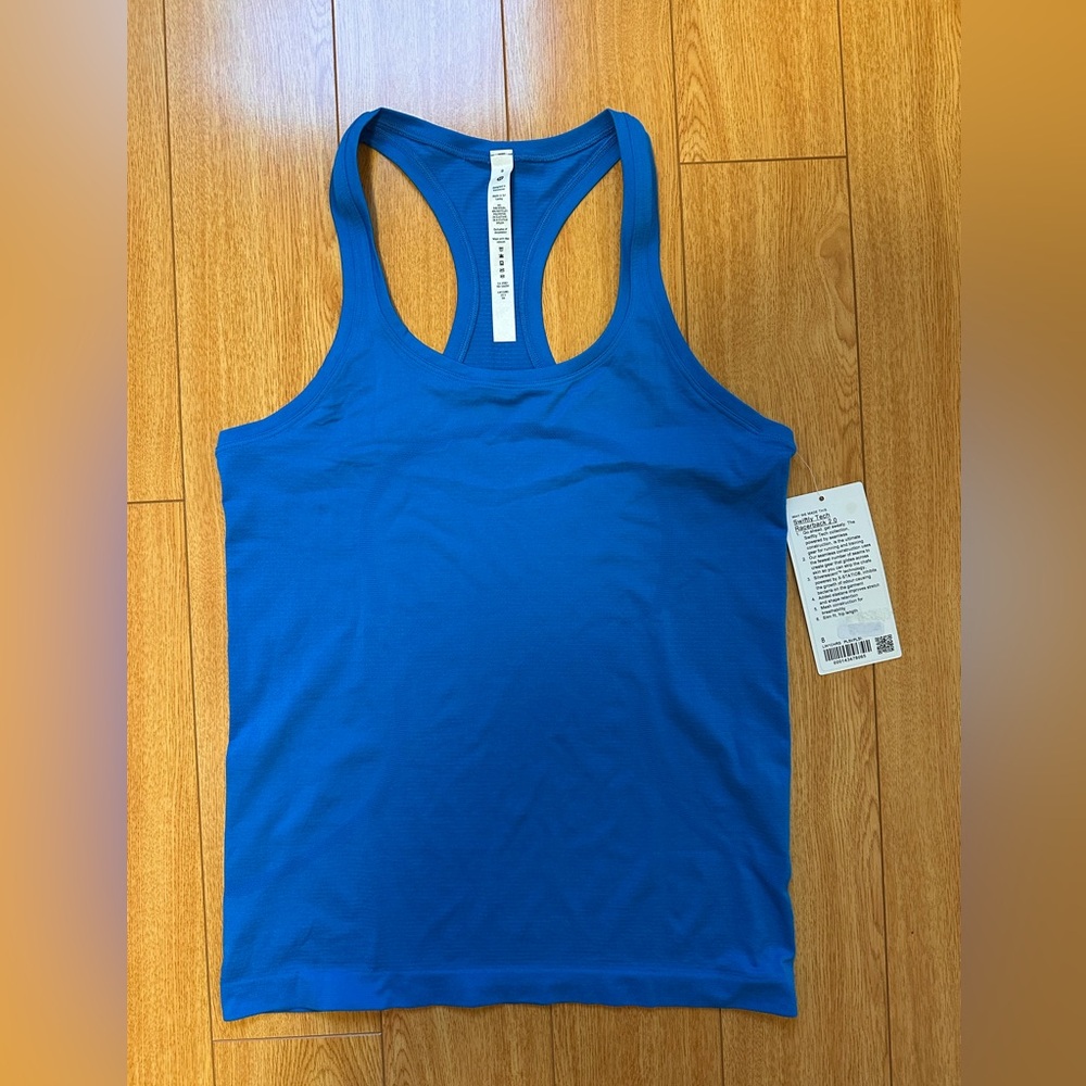 BNWT: Swiftly Tech Racerback 2.0 (Size: 8)